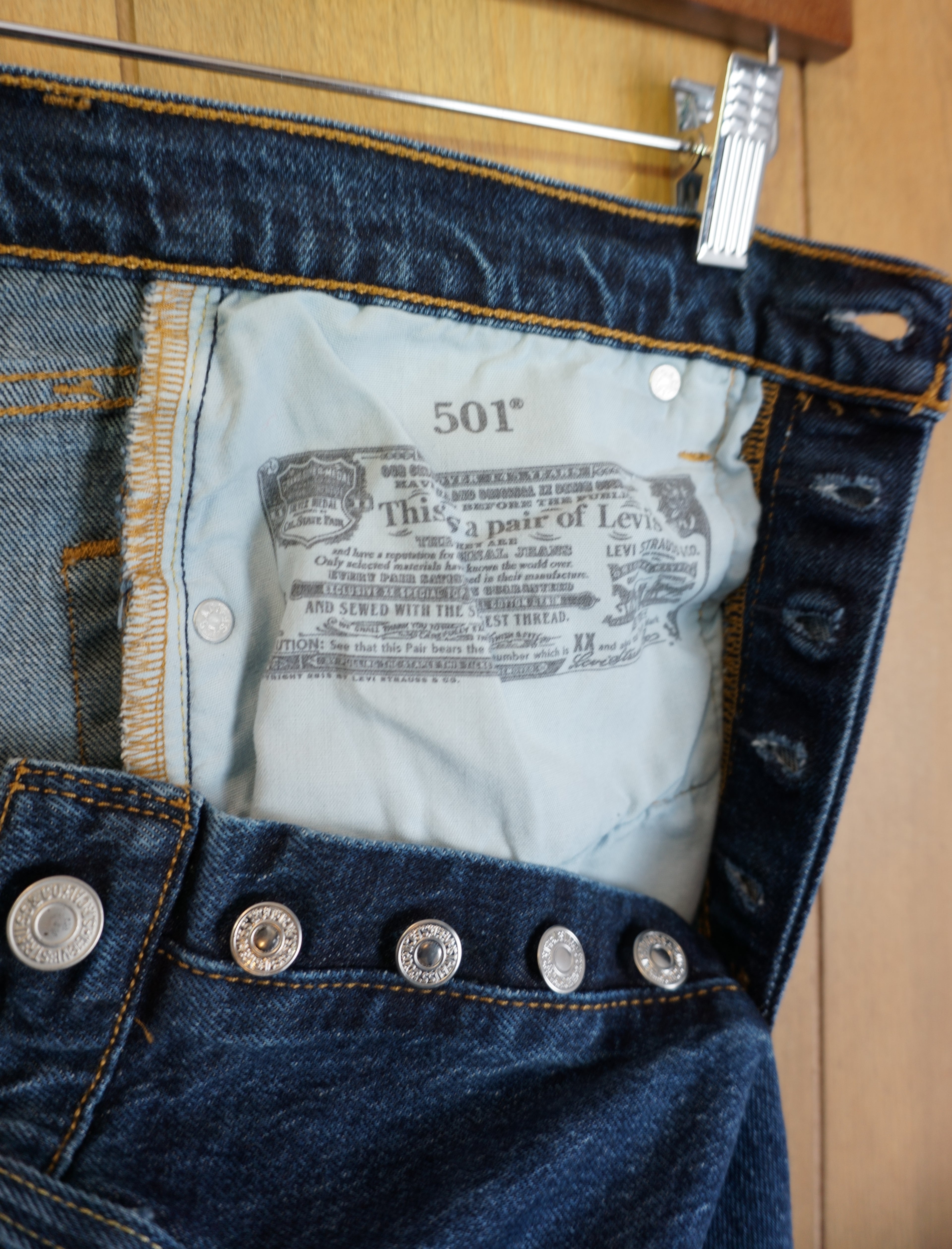 Levi's 501 - Dark Wash - Frayed Hem - 27 x 24