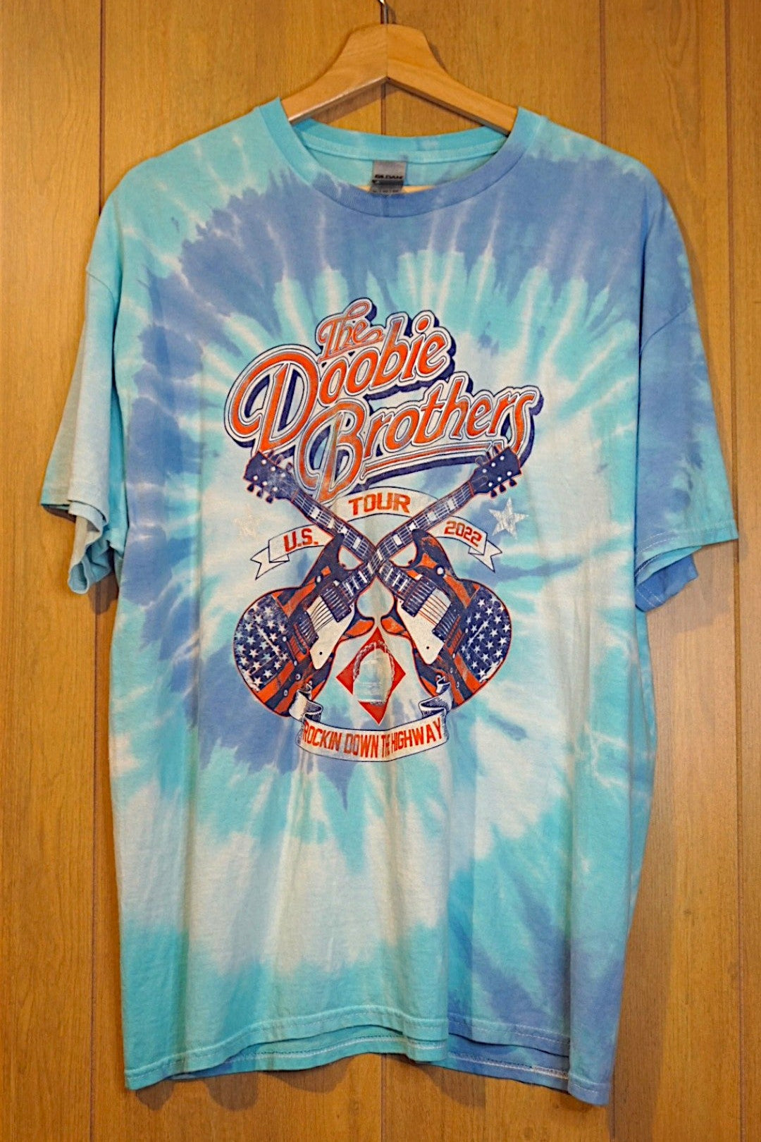 Blue Tie Dyed Doobie Brothers 2022 concert tour t-shirt